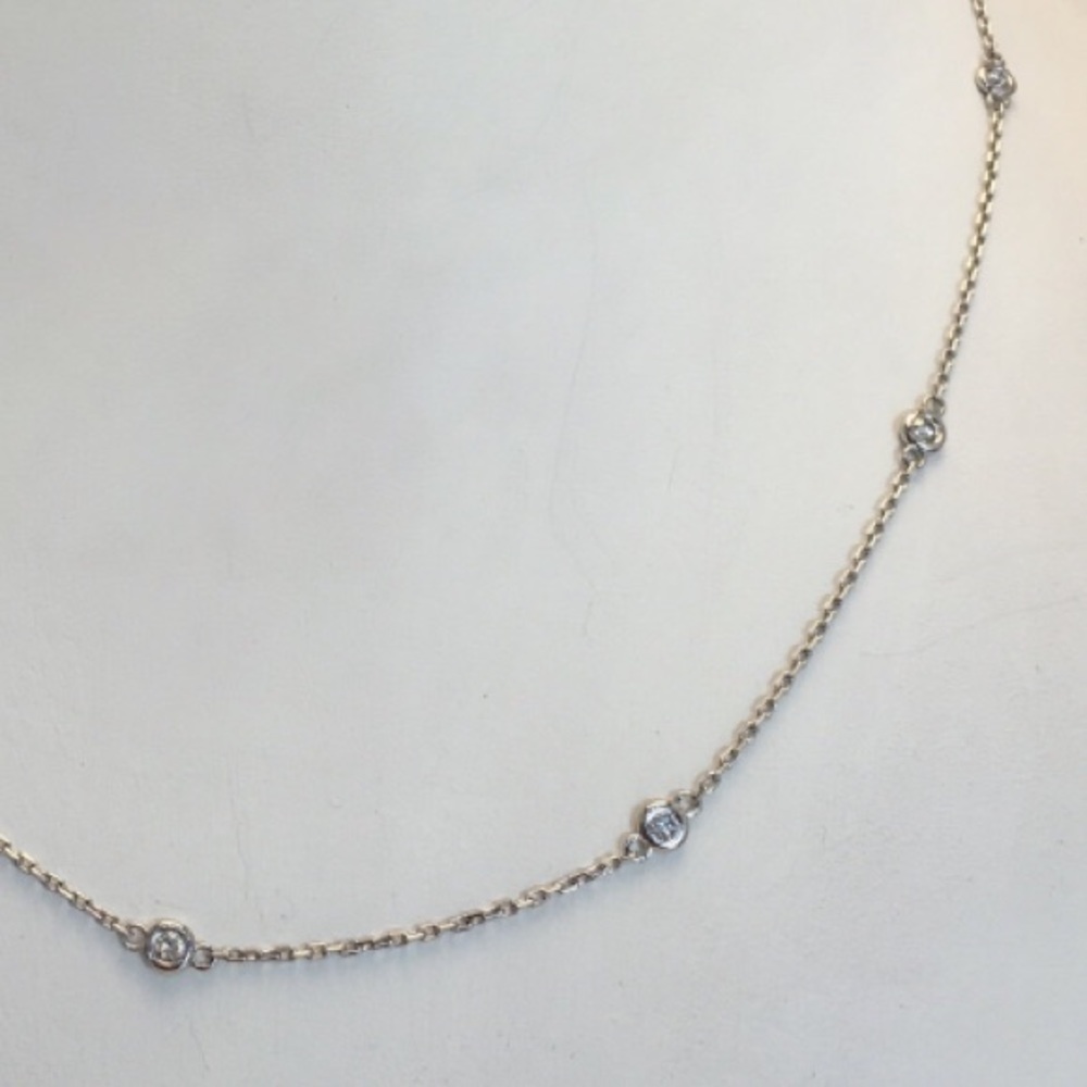 18in. Necklace 925 Sterling w/ 7 Brilliant Rounds